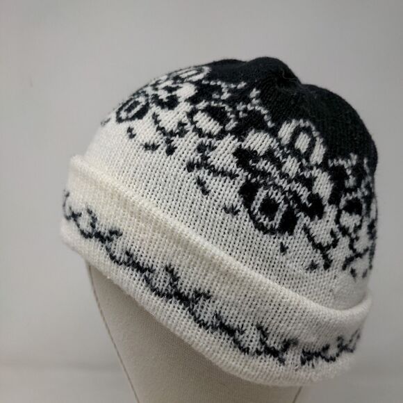 English Village Women's Knit Beanie Hat Cap Black White Fair Isle Acrylic - Picture 3 of 10